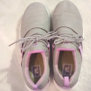 FootJoy women's golf shoes size 7 1/2 M Grey/Orchid